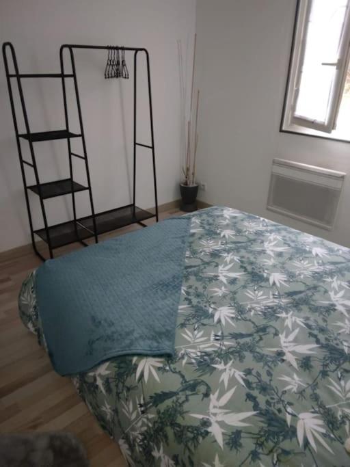 Appartement Cosy Avec Terrasse Vaux-Sur-Seine Exterior foto